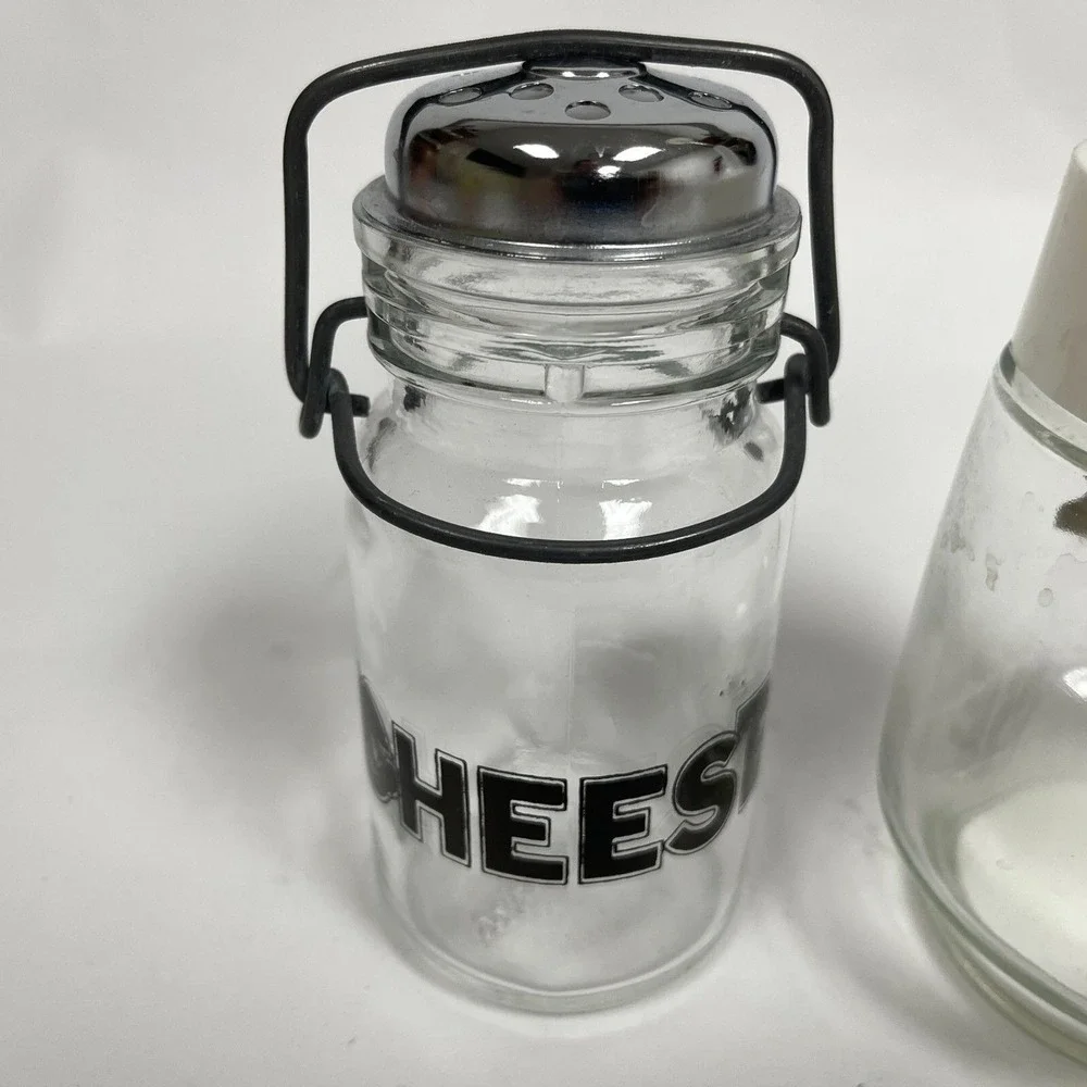 Chopper for onions tomatoes‎ cheese shaker storage clear glass plastic